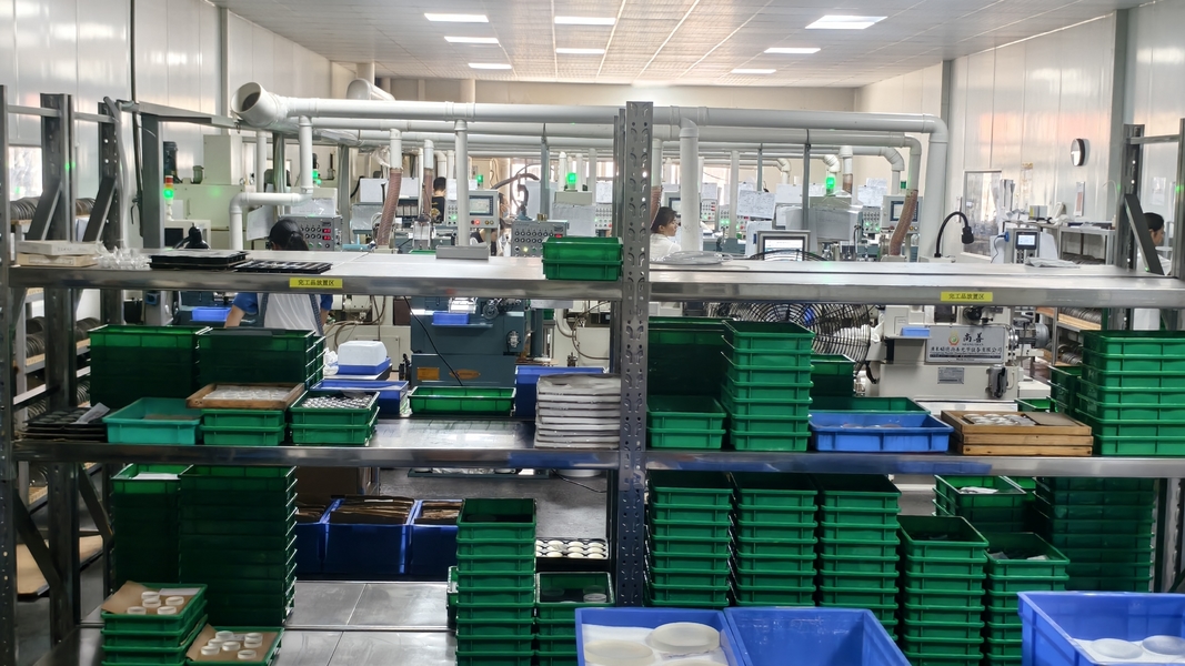 Sichuan Easy Vision Photoelectric Technology Co,.Ltd สายการผลิตของผู้ผลิต