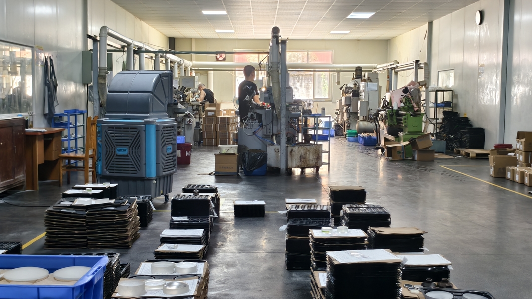 Sichuan Easy Vision Photoelectric Technology Co,.Ltd สายการผลิตของผู้ผลิต